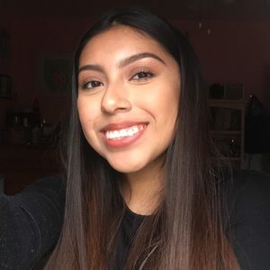 Meet your Posher, Denise